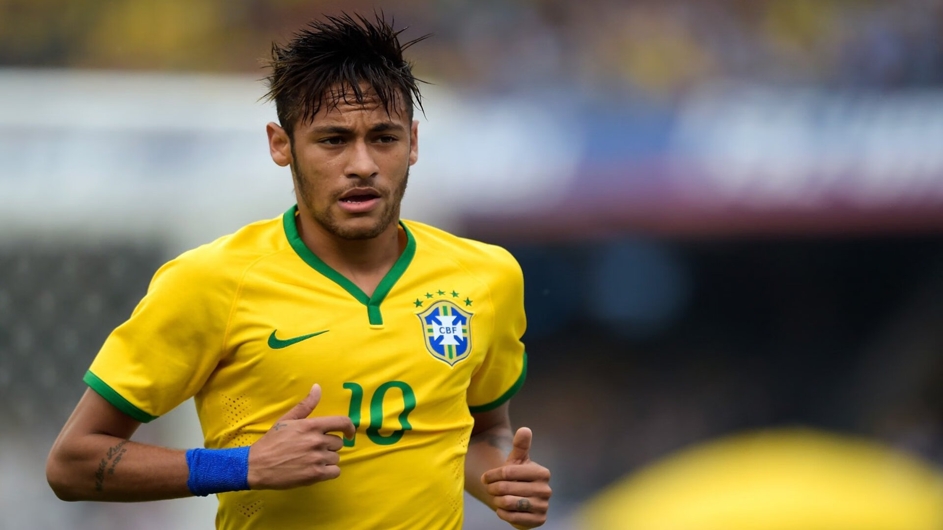 绿色节能“智慧场馆”示范工程在行业内广泛应用，行业绿色转型加快